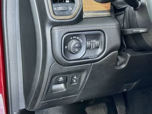 Used 2023 RAM 1500 Limited AWD/4WD image 10