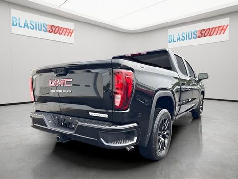 Used 2025 GMC Sierra 1500 Elevation AWD/4WD image 3