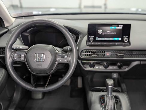 Certified 2023 Honda HR-V LX image 5