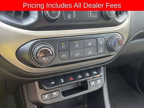 Used 2020 GMC Canyon Denali AWD/4WD image 34