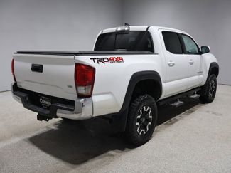 Used 2017 Toyota Tacoma TRD Off-Road w/ Tow Package (A/T) video 2