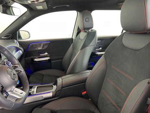 Used 2025 Mercedes-Benz GLB 35 AMG GLB 35 AMG image 2