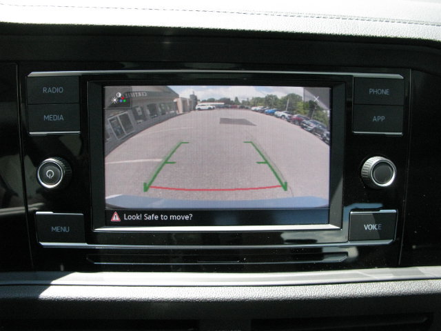 Used 2023 Volkswagen Jetta SE w/ Panoramic Sunroof Package FWD image 18