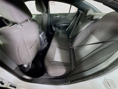 Used 2020 Dodge Charger SXT w/ Blacktop Package image 28