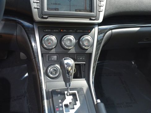 Used 2009 MAZDA MAZDA6 s Grand Touring w/ Moonroof & Bose Pkg image 10