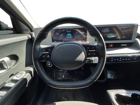 Used 2024 Hyundai Ioniq 5 SEL image 12
