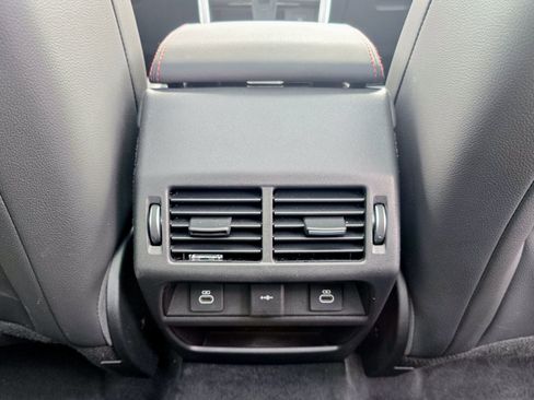 Used 2023 Land Rover Discovery Sport S R-Dynamic image 32