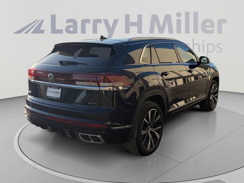 Certified 2025 Volkswagen Atlas Cross Sport SEL Premium R-Line AWD/4WD image 5