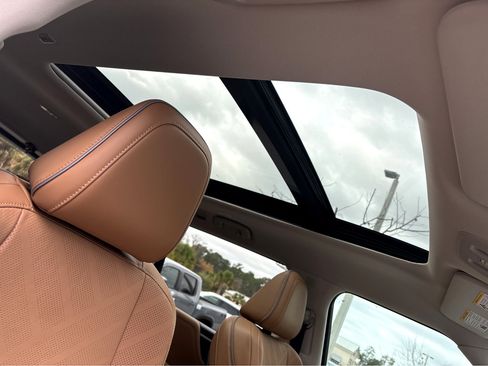 New 2026 INFINITI QX80 Luxe w/ Cargo Package image 12