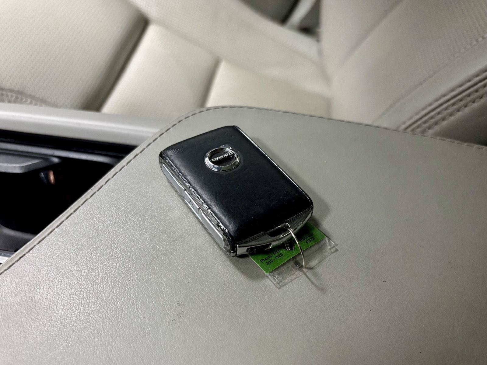 Used 2021 Volvo XC90 T8 Inscription w/ Advanced Package AWD/4WD image 42