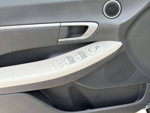 Used 2023 Hyundai Sonata SEL w/ Convenience Package image 13