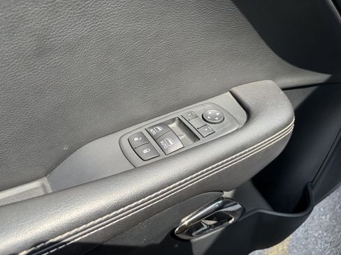 Used 2018 Dodge Challenger SRT Hellcat image 23