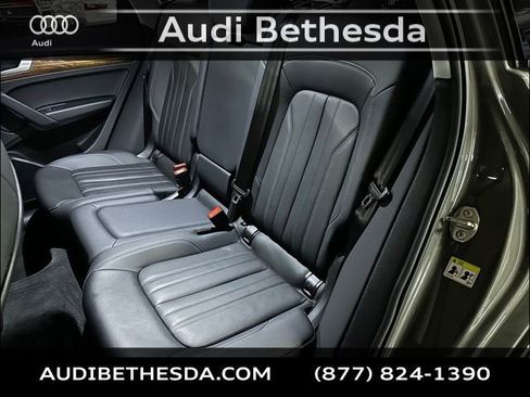 Used 2023 Audi Q5 2.0T Premium w/ Convenience Package image 27