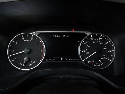 Used 2025 Nissan Rogue SV FWD image 37