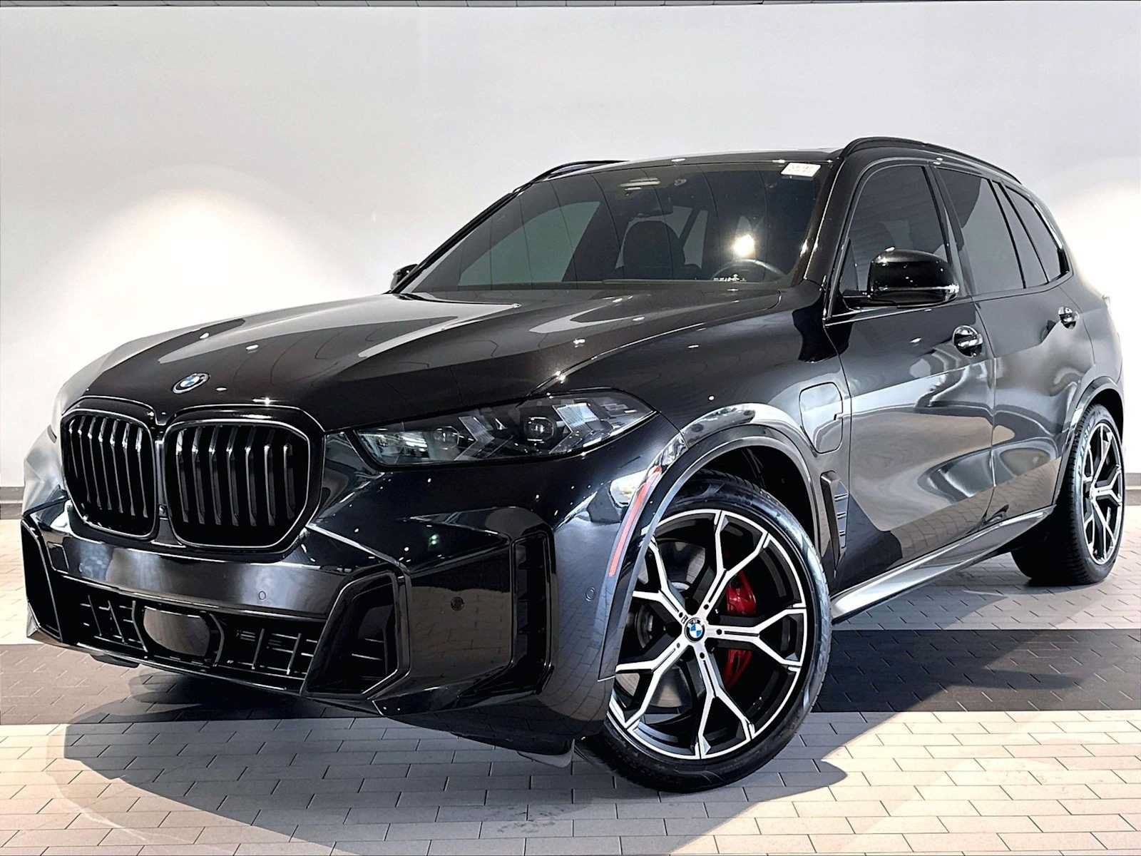 Used 2025 BMW X5 xDrive50e w/ M Sport Package AWD/4WD image 1
