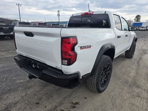 New 2026 Chevrolet Colorado Trail Boss AWD/4WD image 2