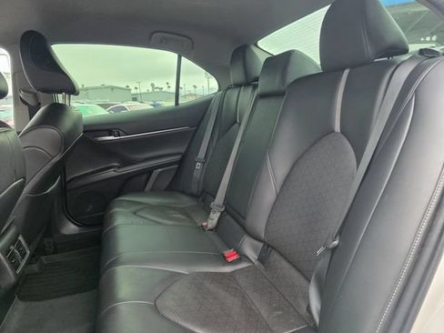 Used 2022 Toyota Camry XSE FWD image 18