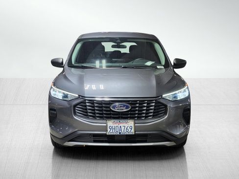Used 2023 Ford Escape Active FWD image 2