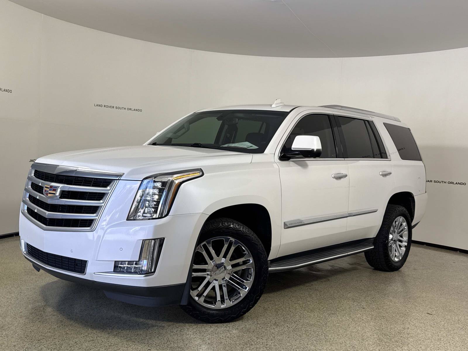 Used 2016 Cadillac Escalade 2WD image 1