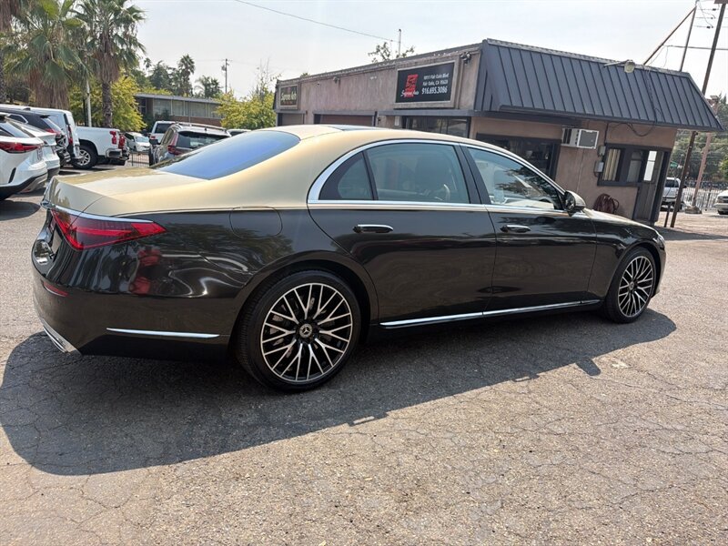 Used 2022 Mercedes-Benz S 500 4MATIC image 8