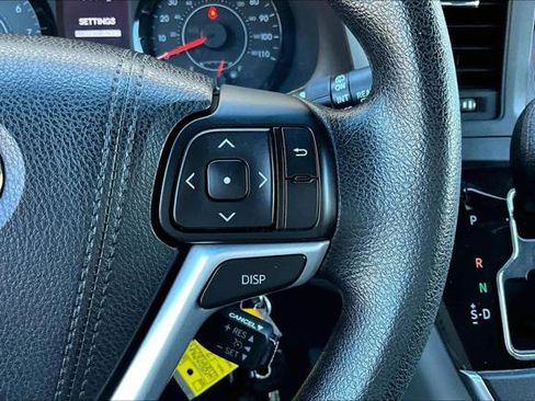 Certified 2017 Toyota Sienna LE image 24