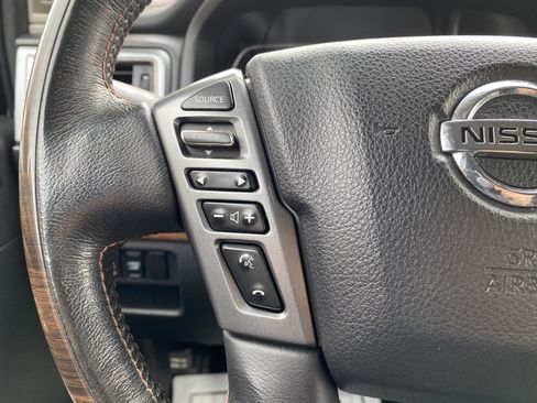 Used 2018 Nissan Titan Platinum Reserve image 19