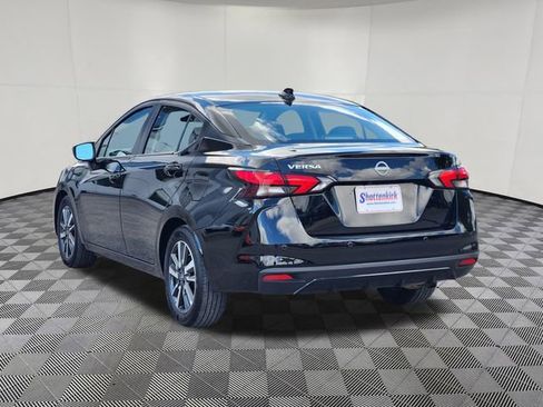 Used 2025 Nissan Versa SV image 3