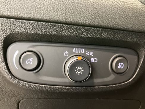 Used 2022 Buick Encore GX Select w/ Sport Touring Package image 14