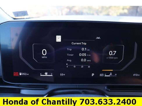 Used 2026 Kia Carnival SX w/ SX Dark Edition Package image 9