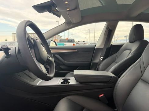Used 2023 Tesla Model 3 Long Range AWD/4WD image 23