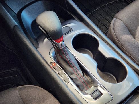 Used 2023 Chevrolet Malibu RS image 20