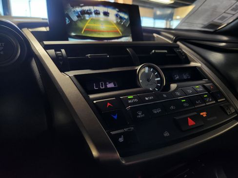 Used 2016 Lexus NX 200t FWD image 27