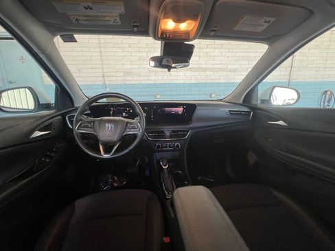Used 2025 Buick Encore GX Preferred image 33