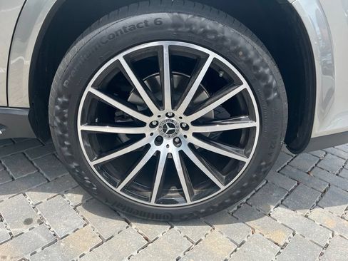 Certified 2023 Mercedes-Benz GLS 450 4MATIC image 9