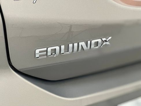 Used 2018 Chevrolet Equinox LT FWD image 24