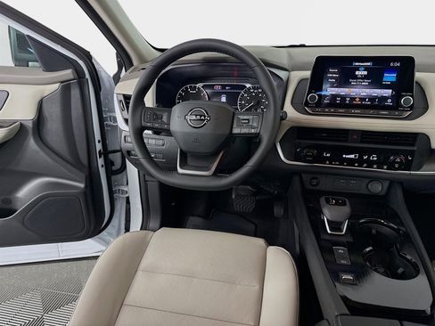 New 2026 Nissan Rogue SV FWD image 23