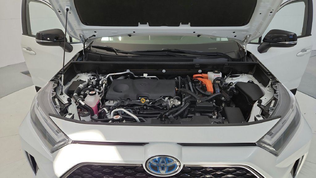 Used 2023 Toyota RAV4 XSE w/ Weather Package AWD/4WD image 39