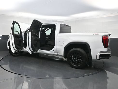 Used 2024 GMC Sierra 1500 Elevation w/ X31 Off-Road Package AWD/4WD image 36