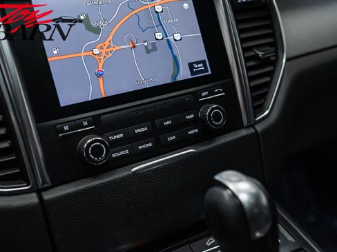 Used 2018 Porsche Macan GTS image 39