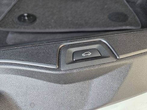 Used 2023 BMW X5 xDrive40i w/ Executive Package image 53