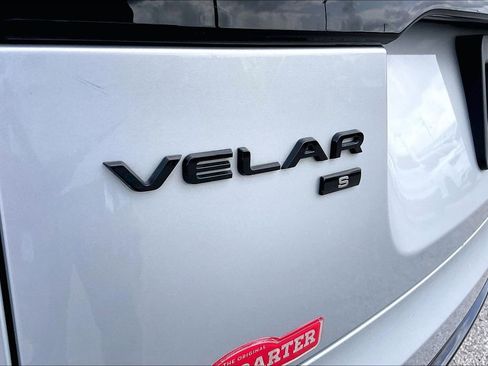 Used 2021 Land Rover Range Rover Velar R-Dynamic S image 21