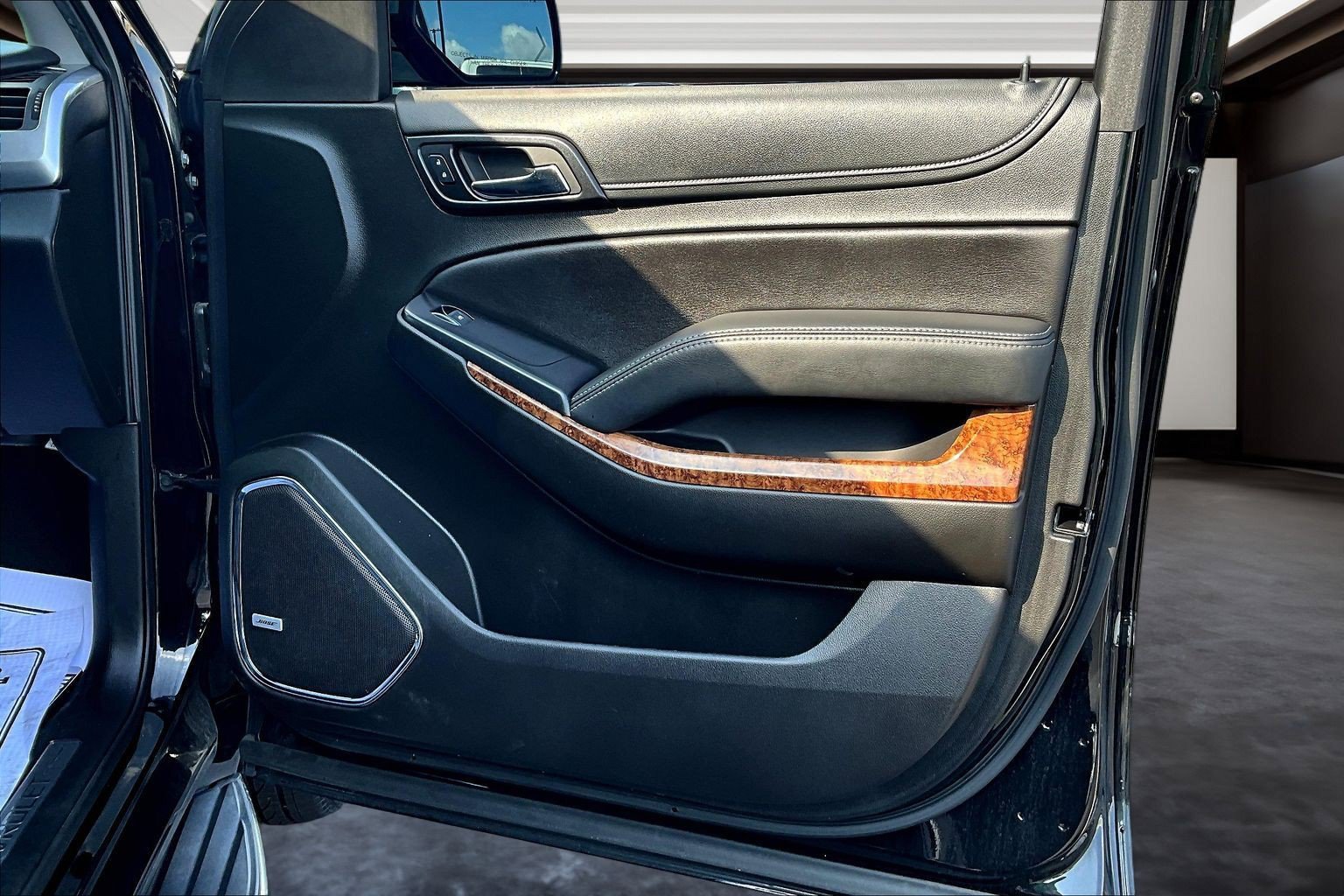 Used 2020 Chevrolet Tahoe Premier AWD/4WD image 27