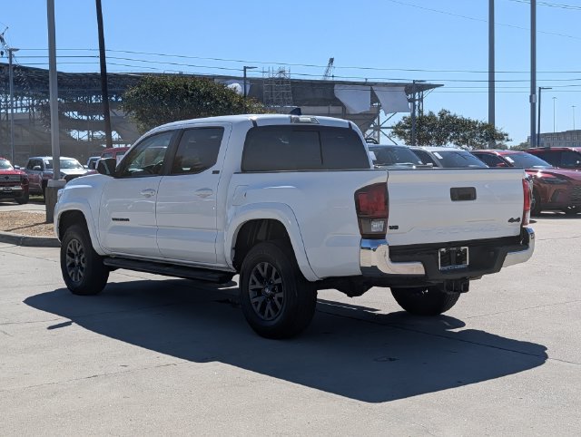 Used 2023 Toyota Tacoma SR5 AWD/4WD image 9