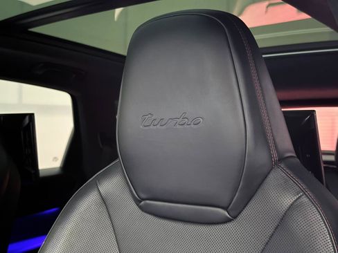 Used 2019 Porsche Cayenne Turbo AWD/4WD image 21
