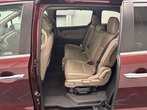 Used 2019 Honda Odyssey EX-L image 5
