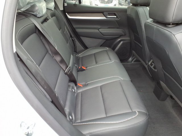 New 2027 GMC Terrain Denali w/ LPO, Floor Liner Package AWD/4WD image 22