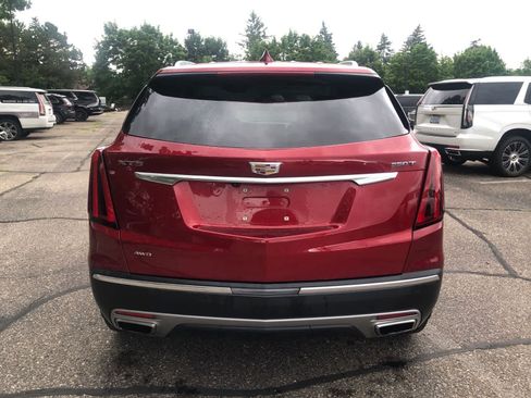 Used 2023 Cadillac XT5 Premium Luxury w/ LPO, Floor Liner Package AWD/4WD image 4