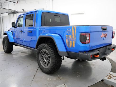 Used 2021 Jeep Gladiator Mojave AWD/4WD image 5