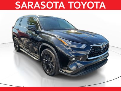 Used 2022 Toyota Highlander XLE