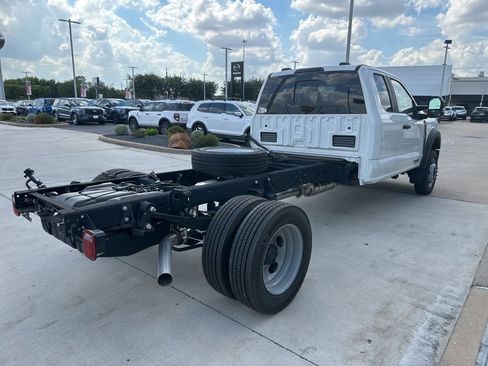 Used 2024 Ford F550 4x4 SuperCab Super Duty image 5